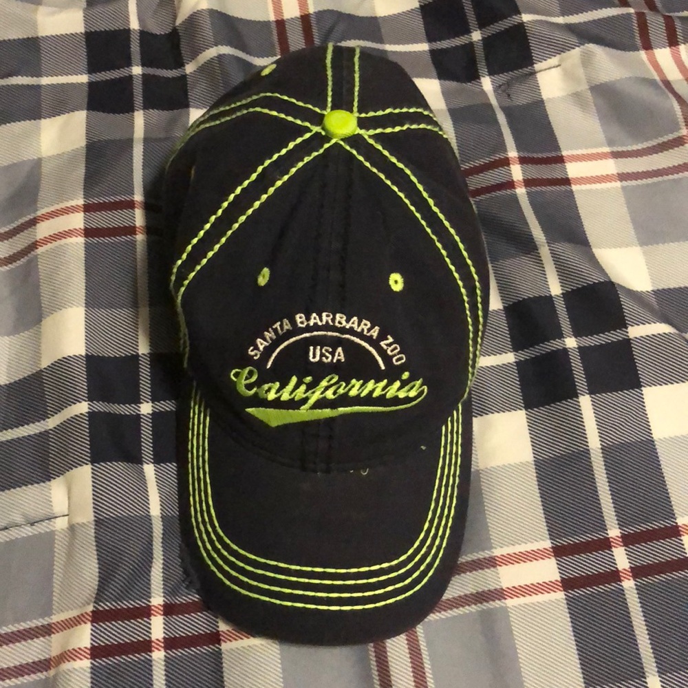 Santa Barbara Zoo hat
